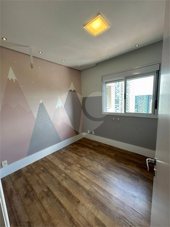 Apartamento à venda com 3 quartos, sendo 1 suíte, em Brooklin Paulista, São Paulo, SP