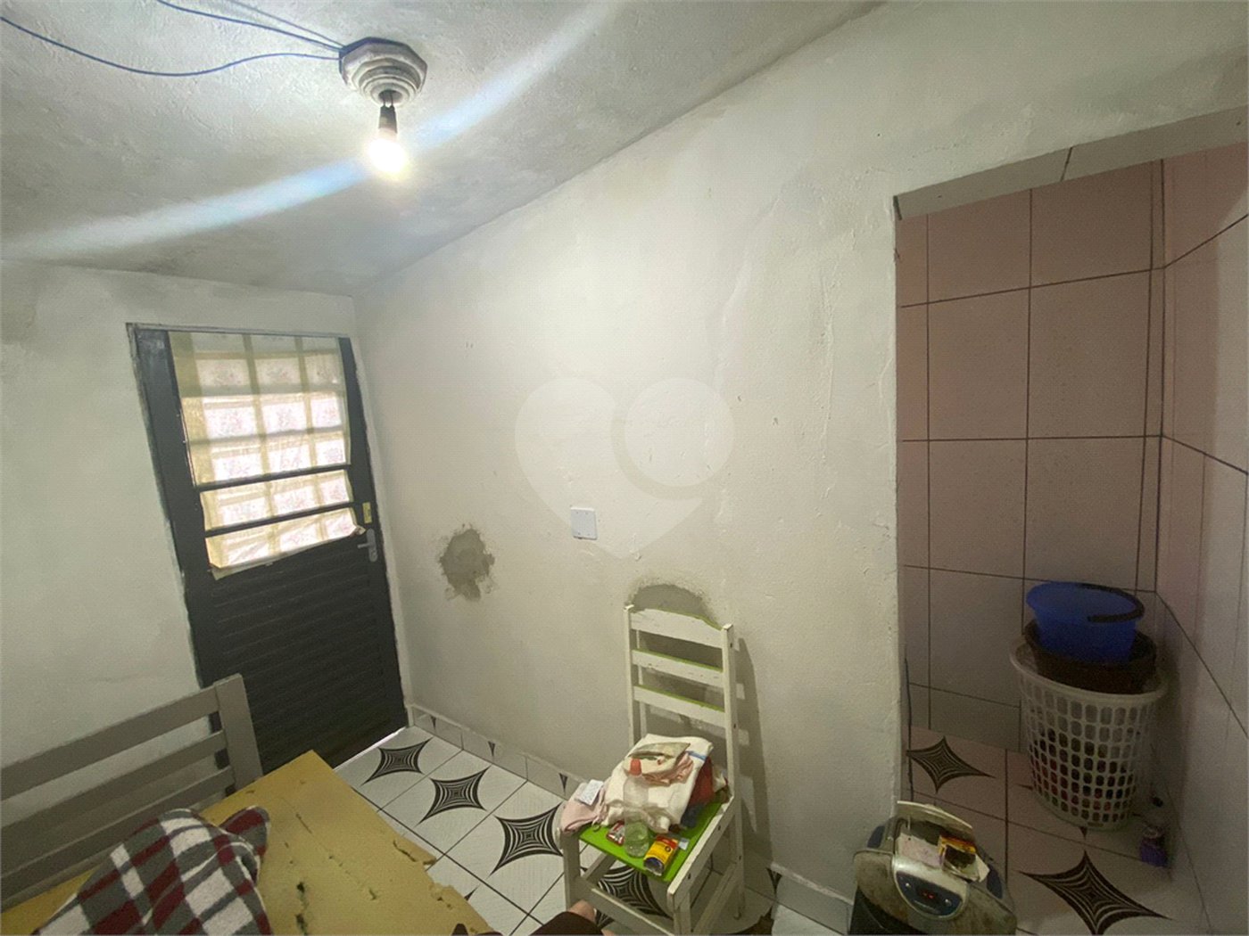 Casa à venda com 2 quartos em Jardim Amélia, Poá, SP
