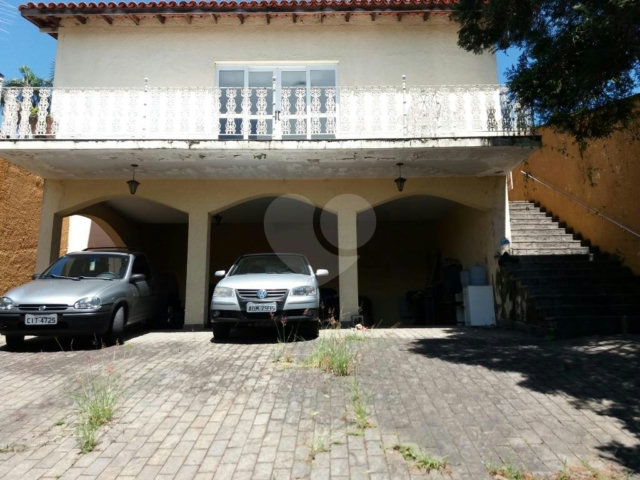 Sobrado à venda com 4 quartos, sendo 1 suíte,  em Tremembé, São Paulo, SP