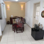 Casa à venda com 3 quartos, sendo 1 suíte, no condomínio Picollo Villaggio, Louveira - SP
