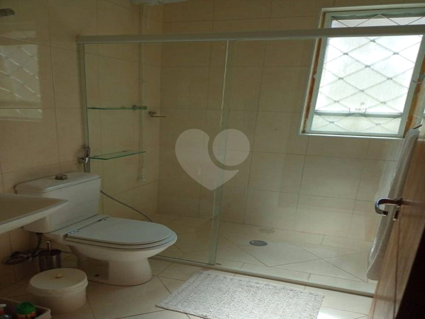 Casa à venda com 3 quartos, sendo 1 suíte,  em Vila Monumento, São Paulo, SP