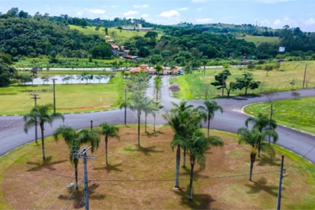 Terreno à venda no condomínio Jequitibá, Jacareí - SP