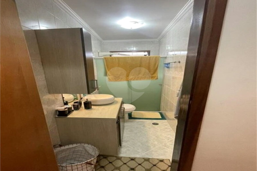 Casa à venda com 3 quartos, sendo 1 suíte, no condomínio Beatriz, São Paulo - SP