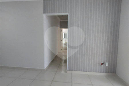 Apartamento à venda com 2 quartos, sendo 1 suíte, em Santa Claudina, Vinhedo, SP