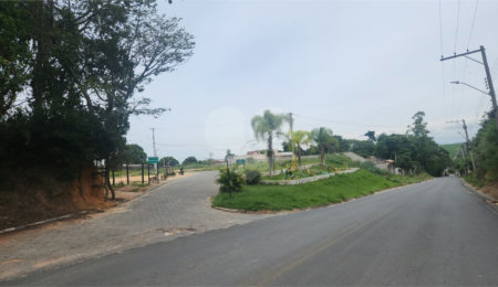 Terreno à venda no Centro, Sarapuí, SP