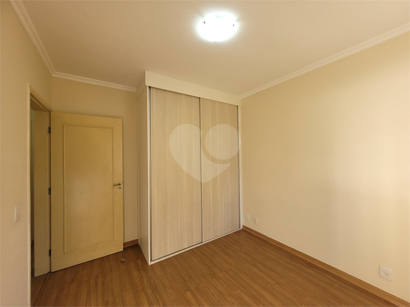 Apartamento à venda com 3 quartos, sendo 1 suíte, em Parque Campolim, Sorocaba, SP