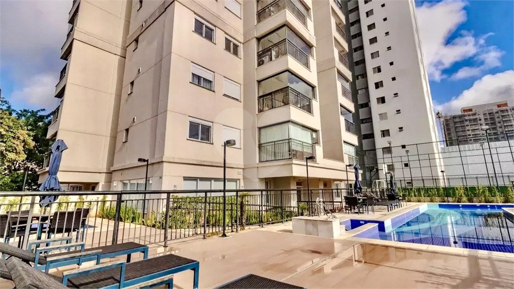 Apartamento com 2 quartos, 1 suíte, varanda gourmet, churrasqueira, lazer completo.