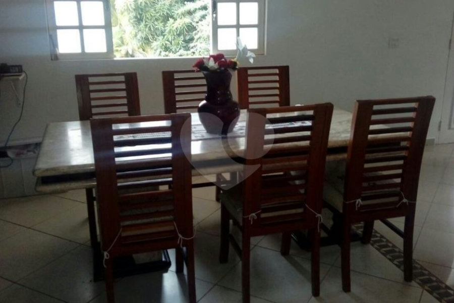 Casa Térrea à venda com 3 quartos, sendo 1 suíte, em Santa Terezinha, São Paulo, SP