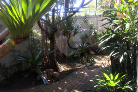 Sobrado à venda com 4 quartos, sendo 1 suíte, em Jardim Novo Mundo, São Paulo, SP