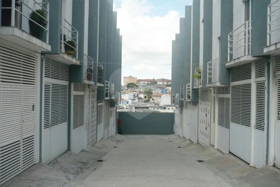 Casa à venda com 2 quartos no condomínio Res Bem-te-vi, São Paulo - SP