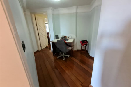 Apartamento à venda com 3 quartos, sendo 2 suítes,  em Vila Mogilar, Mogi das Cruzes, SP