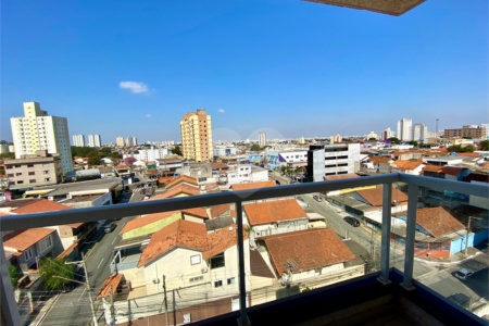 Apartamento à venda com 2 quartos, sendo 1 suíte, em Vila Galvão, Guarulhos, SP