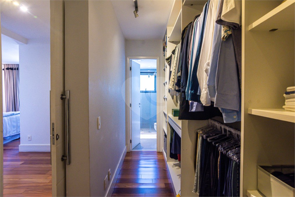 Apartamento à venda com 3 suítes em Granja Julieta, São Paulo, SP