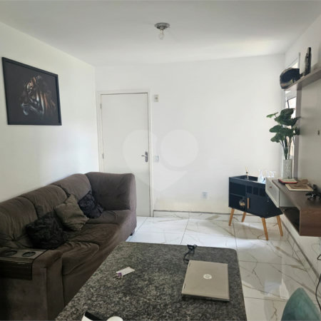 Apartamento à venda com 2 quartos em Sítios Frutal, Valinhos, SP