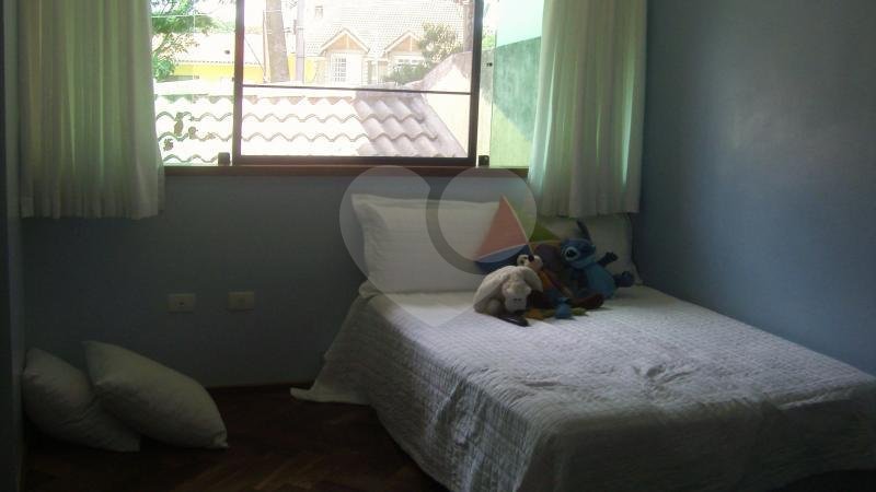 Sobrado à venda com 4 quartos, sendo 2 suítes, em Horto Florestal, São Paulo, SP