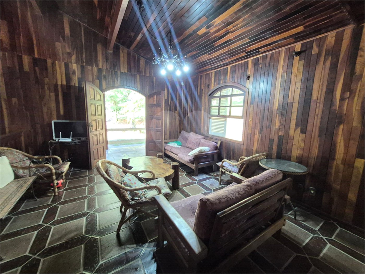 Casa Térrea à venda com 3 quartos, sendo 1 suíte,  em Serra da Cantareira, Mairiporã, SP