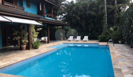 Sobrado à venda com 5 quartos, sendo 3 suítes,  em Barra do Una, São Sebastião, SP