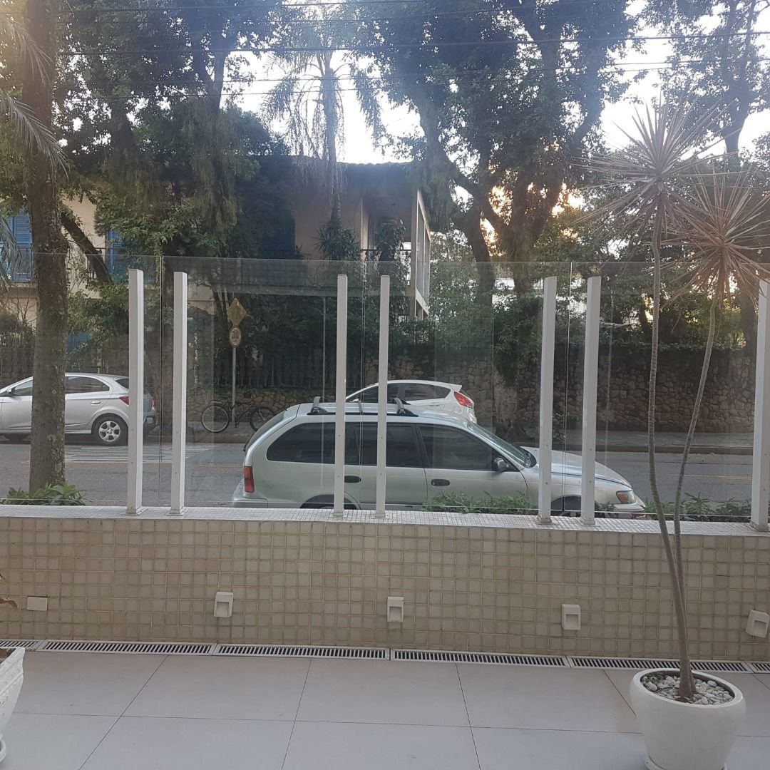Apartamento Amplo a Apenas 120 Metros da Praia – Localização Privilegiada na Ponta da Praia!