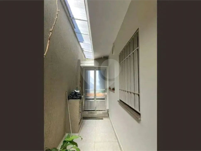 Casa à venda com 3 quartos, sendo 1 suíte,  em Vila Sônia, São Paulo, SP