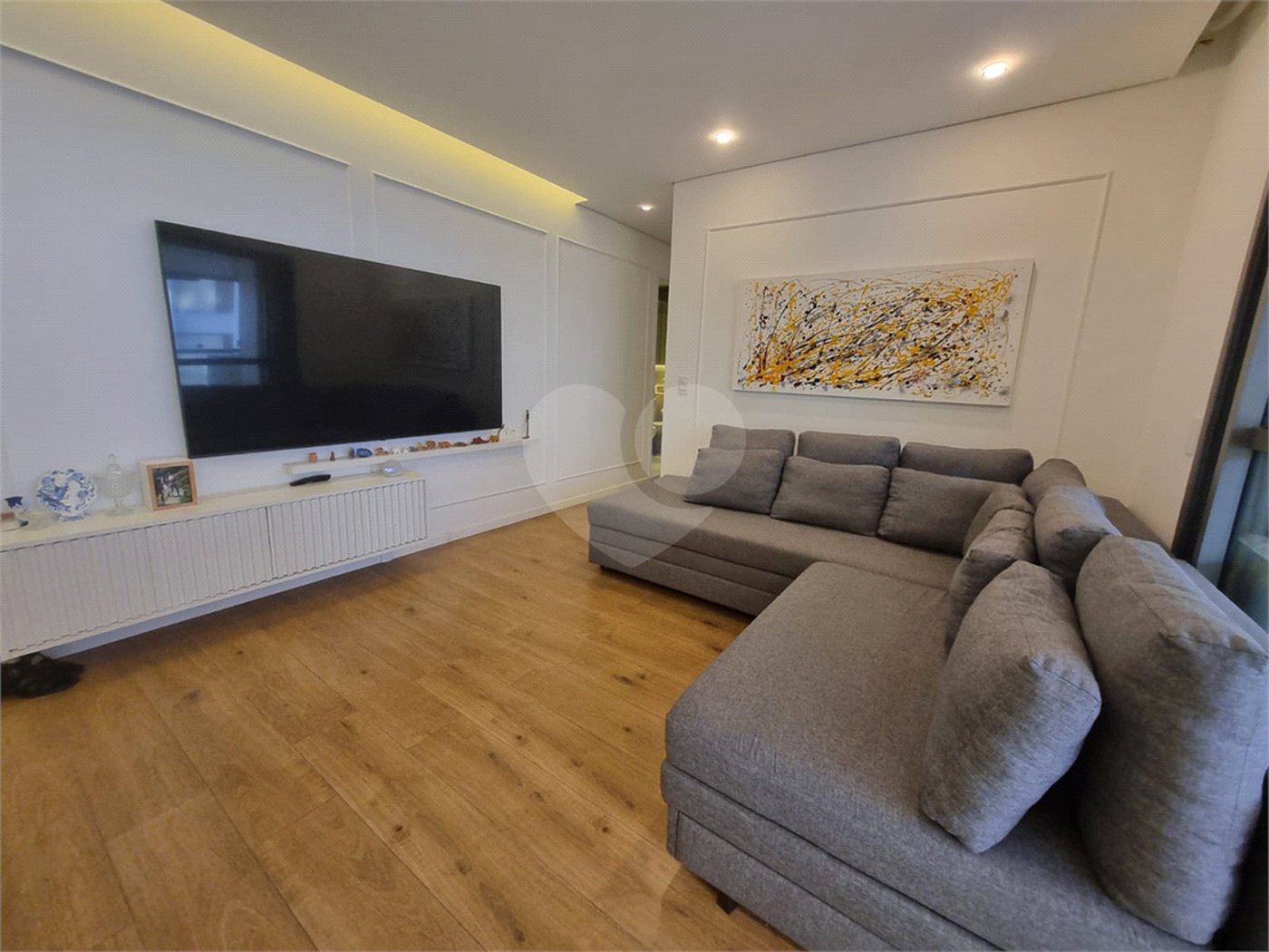 Apartamento à venda com 2 quartos, sendo 1 suíte, em Vila Mariana, São Paulo, SP