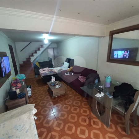 Sobrado à venda com 3 quartos, sendo 1 suíte, em Jardim Helga, São Paulo, SP