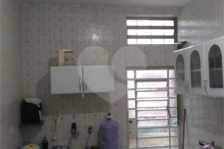 Sobrado à venda com 4 quartos, sendo 1 suíte,  em Indianópolis, São Paulo, SP