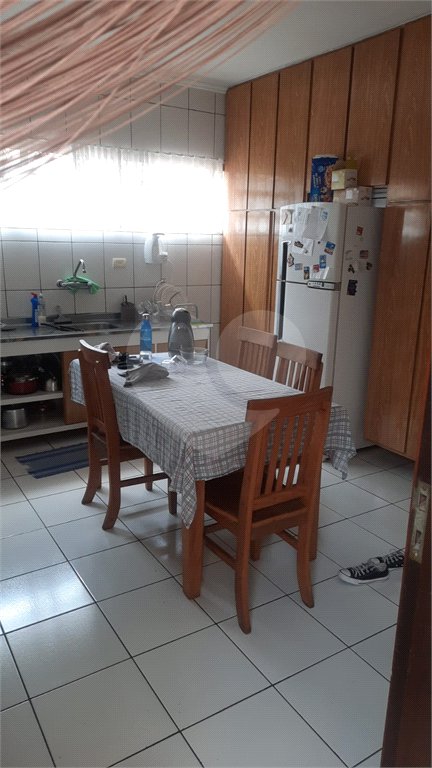 Casa Térrea à venda com 2 quartos em Parque São Domingos, São Paulo, SP