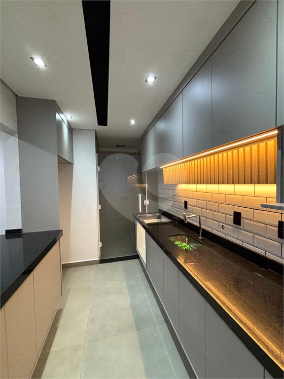 Apartamento à venda com 2 quartos, sendo 1 suíte,  em Vila Hortência, Sorocaba, SP