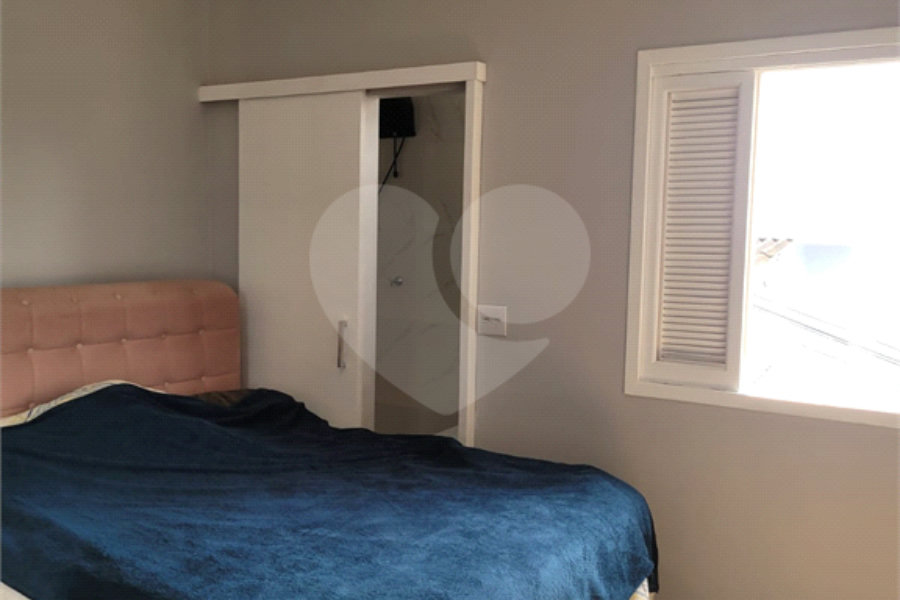 Casa à venda com 3 quartos, sendo 2 suítes, em Vila Paulicéia, São Paulo, SP