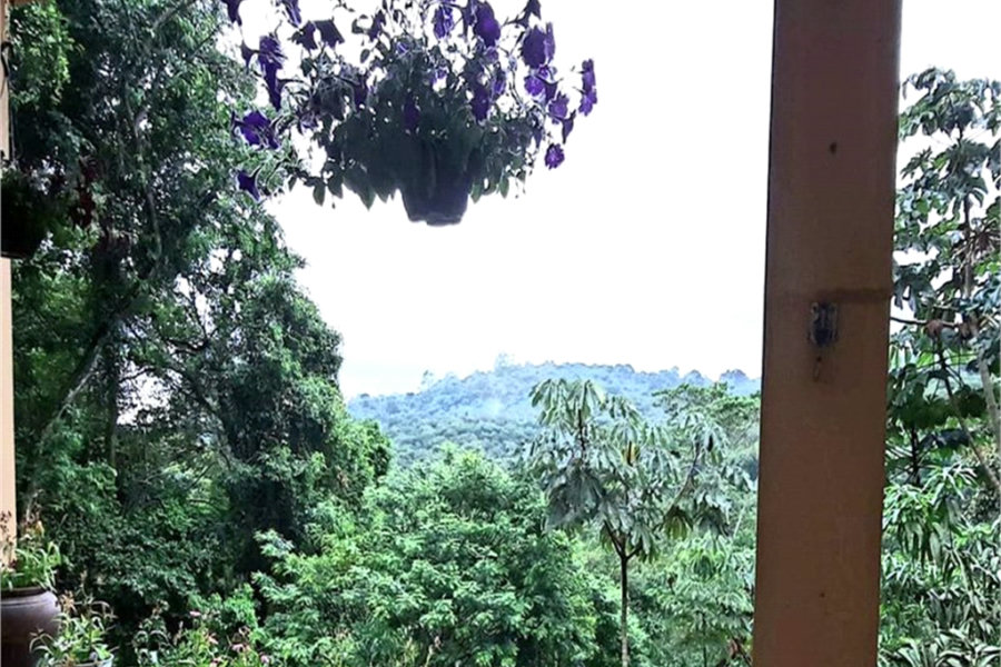 Casa à venda com 5 quartos, sendo 2 suítes, no condomínio Alpes da Cantareira, Mairiporã - SP