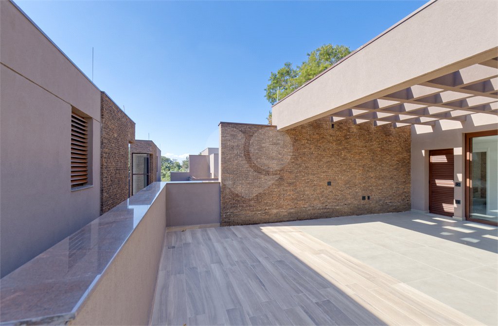 Casa à venda com 4 suítes no condomínio Casa Flora Badra, São Paulo - SP