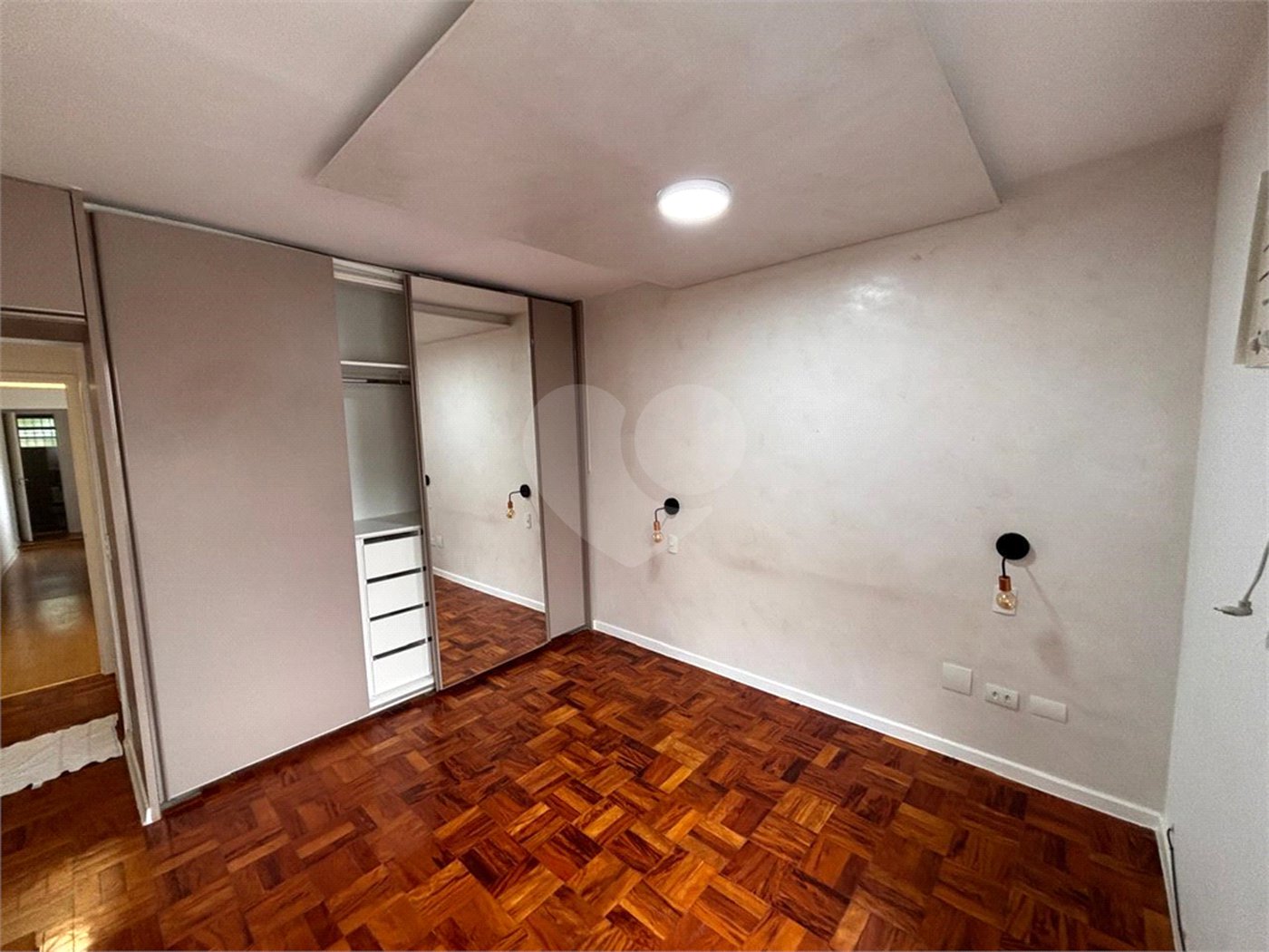 Casa de Vila à venda com 3 quartos, sendo 1 suíte, em Vila Cordeiro, São Paulo, SP
