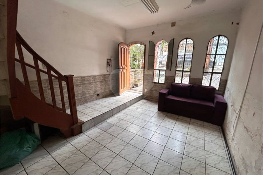 Sobrado à venda com 3 quartos em Água Fria, São Paulo, SP