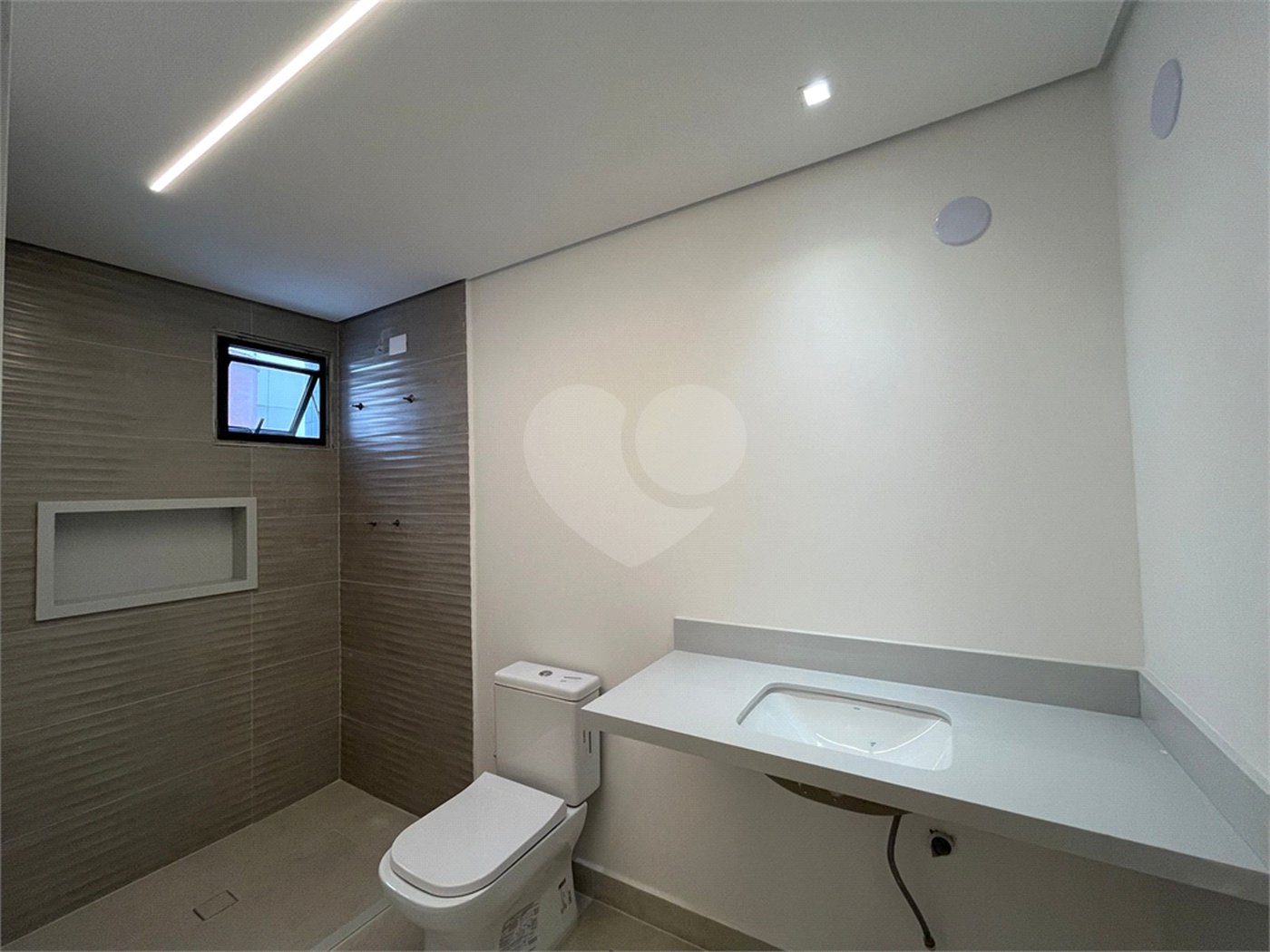 Apartamento à venda com 3 suítes em Santana, São Paulo, SP
