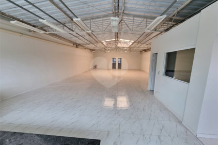 Salão Comercial à venda ou para alugar no Centro, Vinhedo, SP