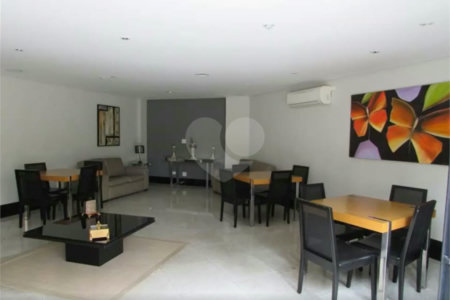 APARTAMENTO COM 4 DORMITÓRIOS E 4 VAGAS À VENDA NA MOOCA