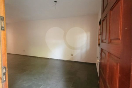 Casa à venda com 3 quartos, sendo 1 suíte, em Vila Vitório Mazzei, São Paulo, SP