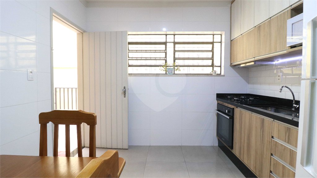 Sobrado à venda com 3 quartos, sendo 1 suíte, em Tremembé, São Paulo, SP