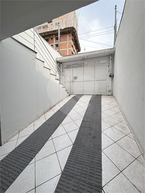 Sobrado à venda com 3 quartos, sendo 1 suíte, em Vila Invernada, São Paulo, SP
