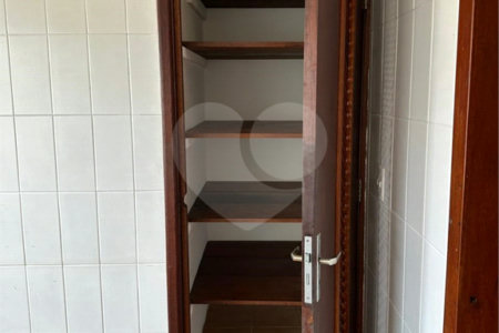 Casa à venda ou para alugar com 3 quartos, sendo 1 suíte, em Vila Andrade, São Paulo, SP