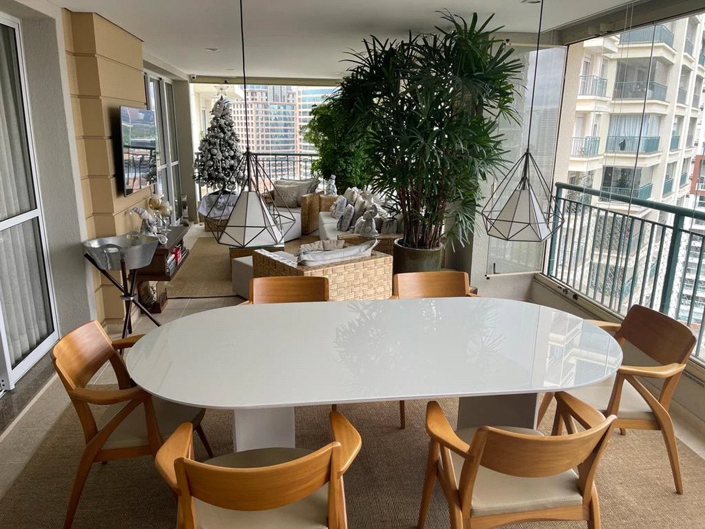 Apartamento à venda com 3 suítes em Vila Gertrudes, São Paulo, SP