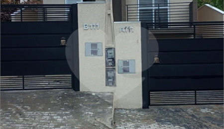 Sobrado à venda com 3 quartos, sendo 1 suíte, em Jardim Brogotá, Atibaia, SP