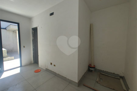 Casa Térrea à venda com 3 suítes em Jardim do Lago, Atibaia, SP