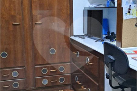 Casa à venda com 5 quartos, sendo 4 suítes,  em Jardim Armênia, Mogi das Cruzes, SP