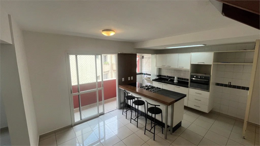 Cobertura à venda com 3 quartos, sendo 2 suítes, em Vila Ipojuca, São Paulo, SP