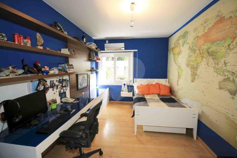 Casa à venda com 3 quartos, sendo 2 suítes,  em Vila Tramontano, São Paulo, SP
