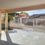 Sobrado à venda com 4 quartos, sendo 1 suíte,  em Jardim Itamaracá, Indaiatuba, SP