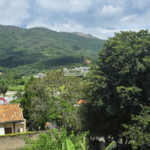 Casa térrea com vista para a Pedra Grande em Atibaia
