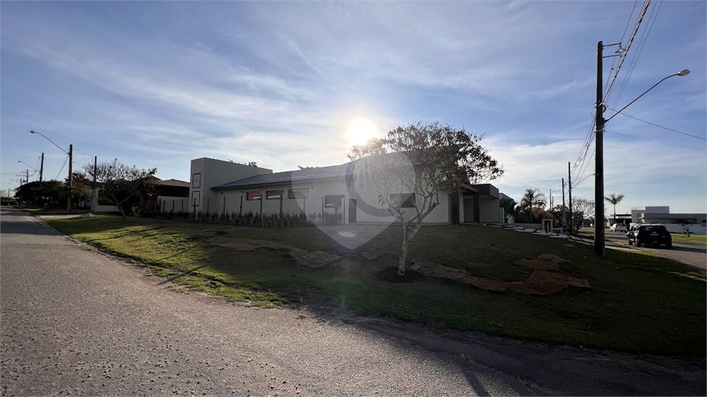 Casa à venda com 3 suítes no condomínio Village Ipanema 1, Araçoiaba da Serra - SP