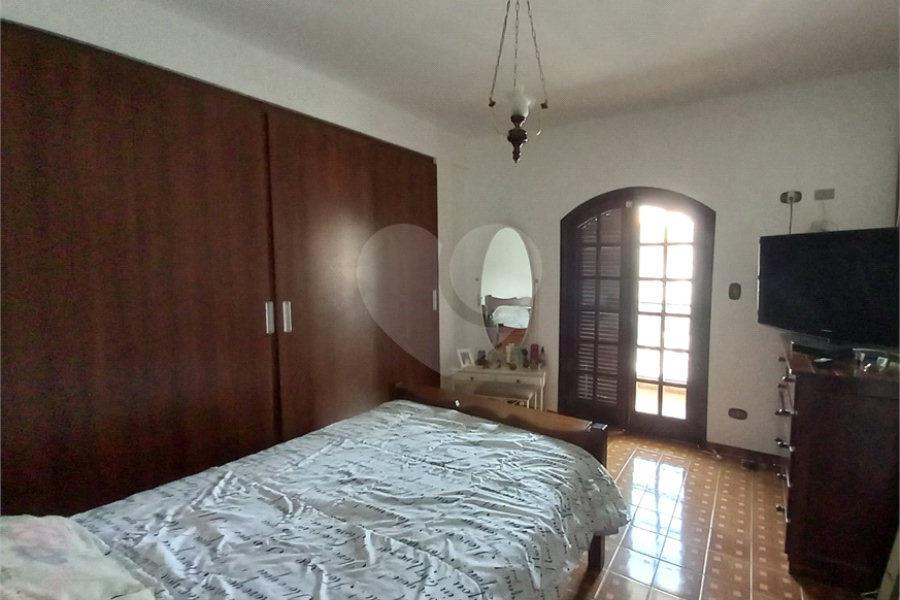 Sobrado à venda com 3 quartos, sendo 1 suíte, em Horto, São Paulo, SP